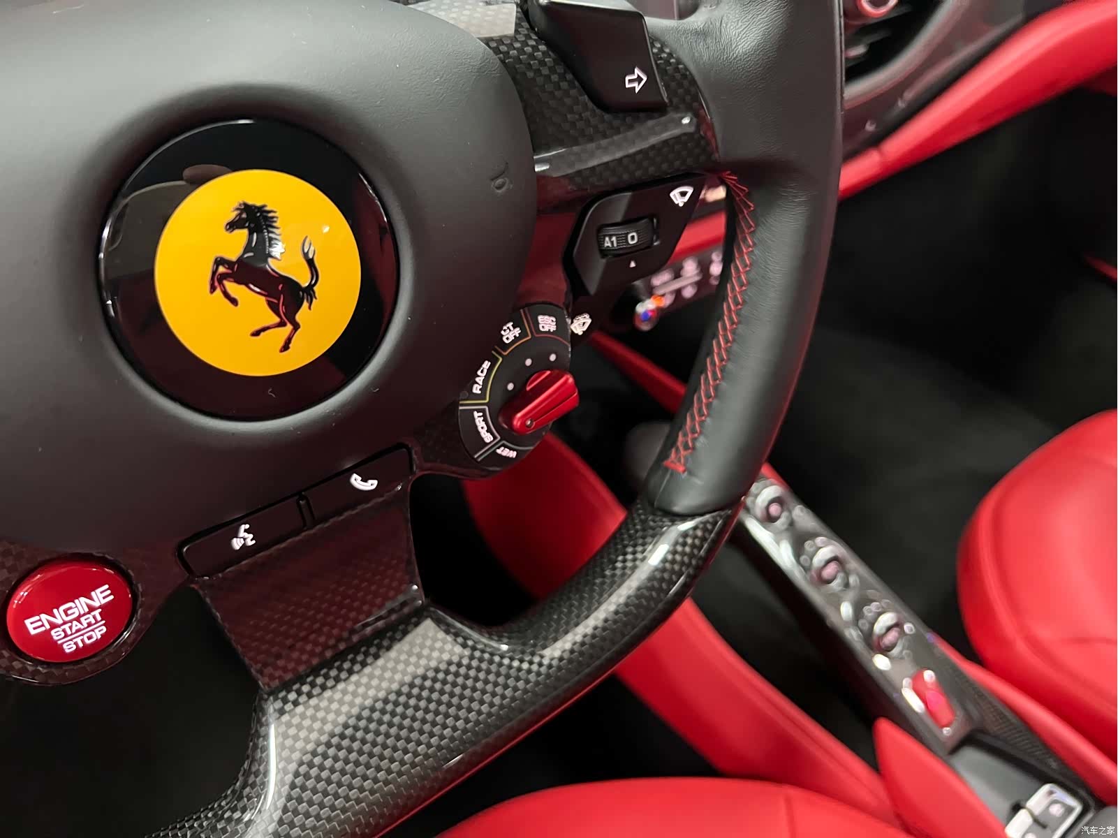 Ferrari F8, 2023 16