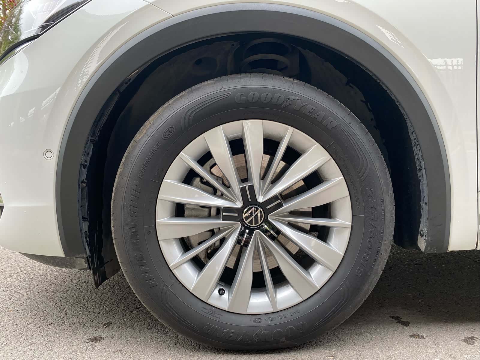 Volkswagen Viloran, 2022 12