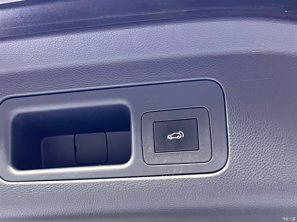 Trumpchi M8, 2022 10