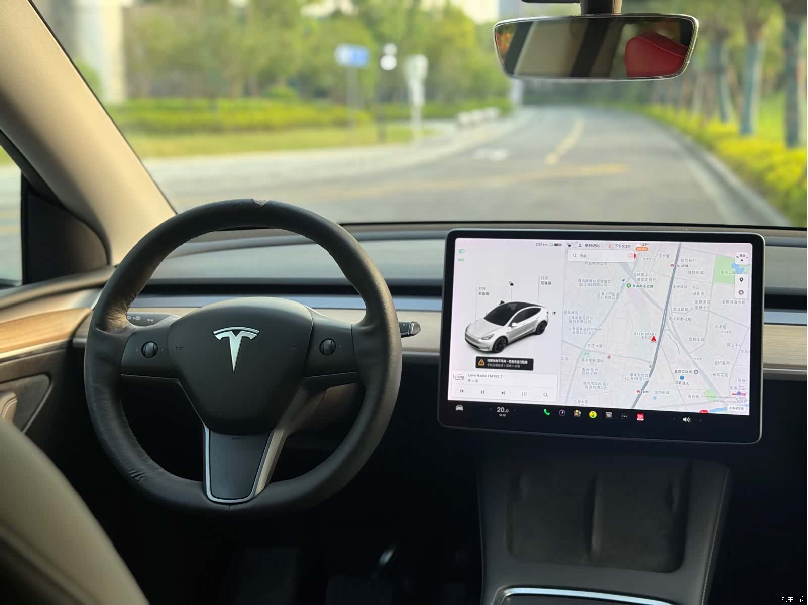 Tesla Model Y, 2021 все фото