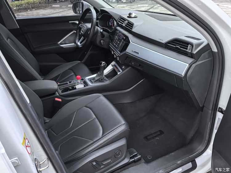 Audi Q3, 2020 8