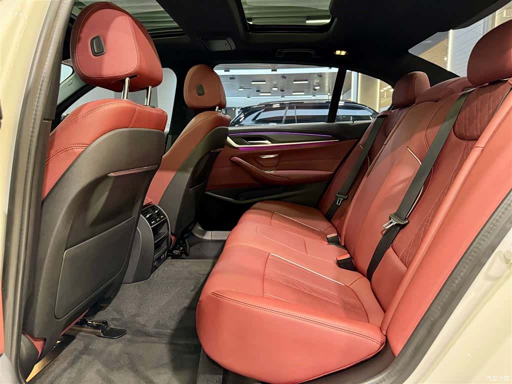 BMW 5 Series, 2023 20