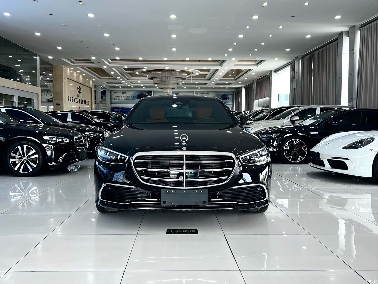 Mercedes-Benz S-Class, 2024 3