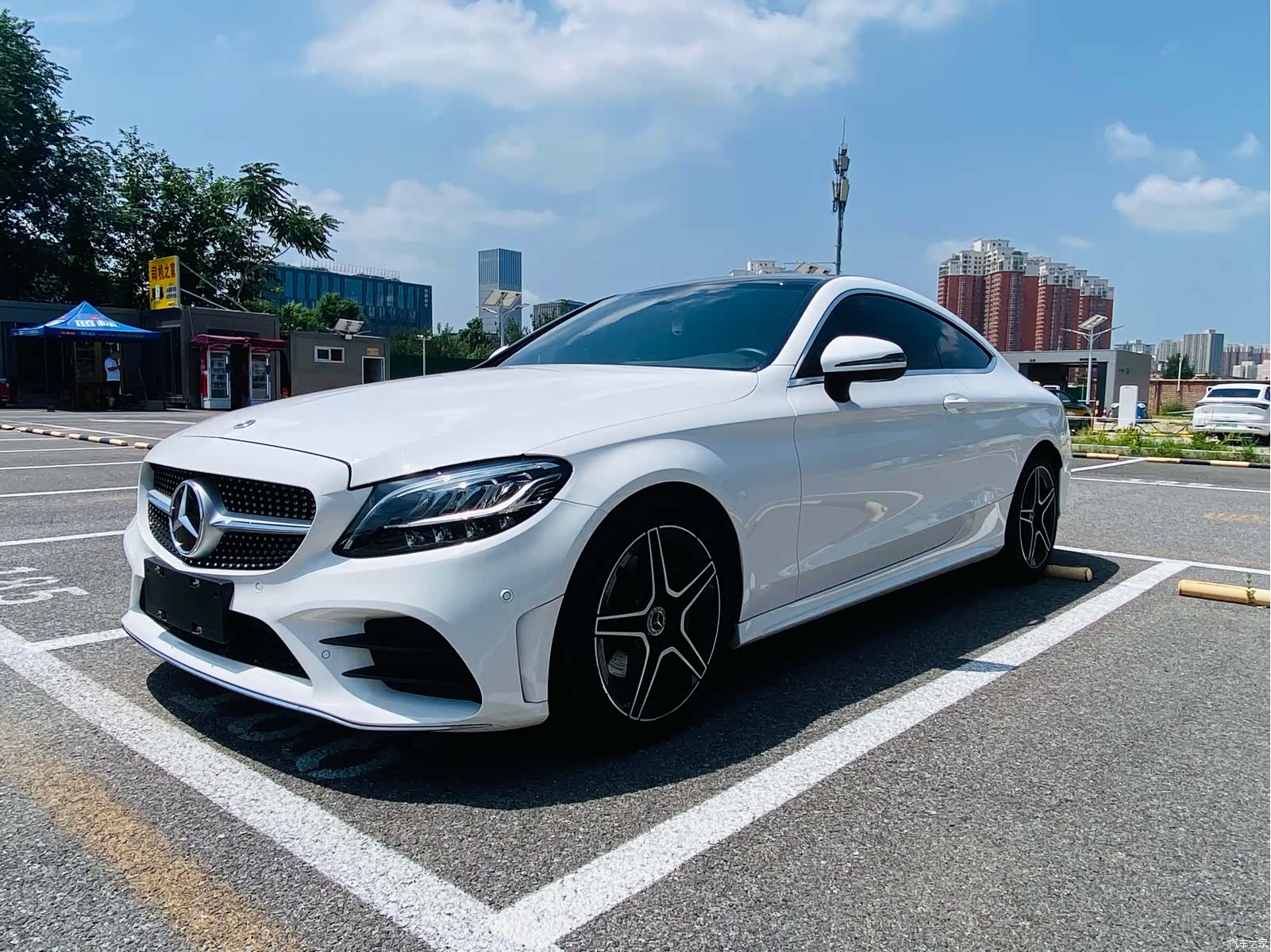 Mercedes-Benz C-Class, 2021 3