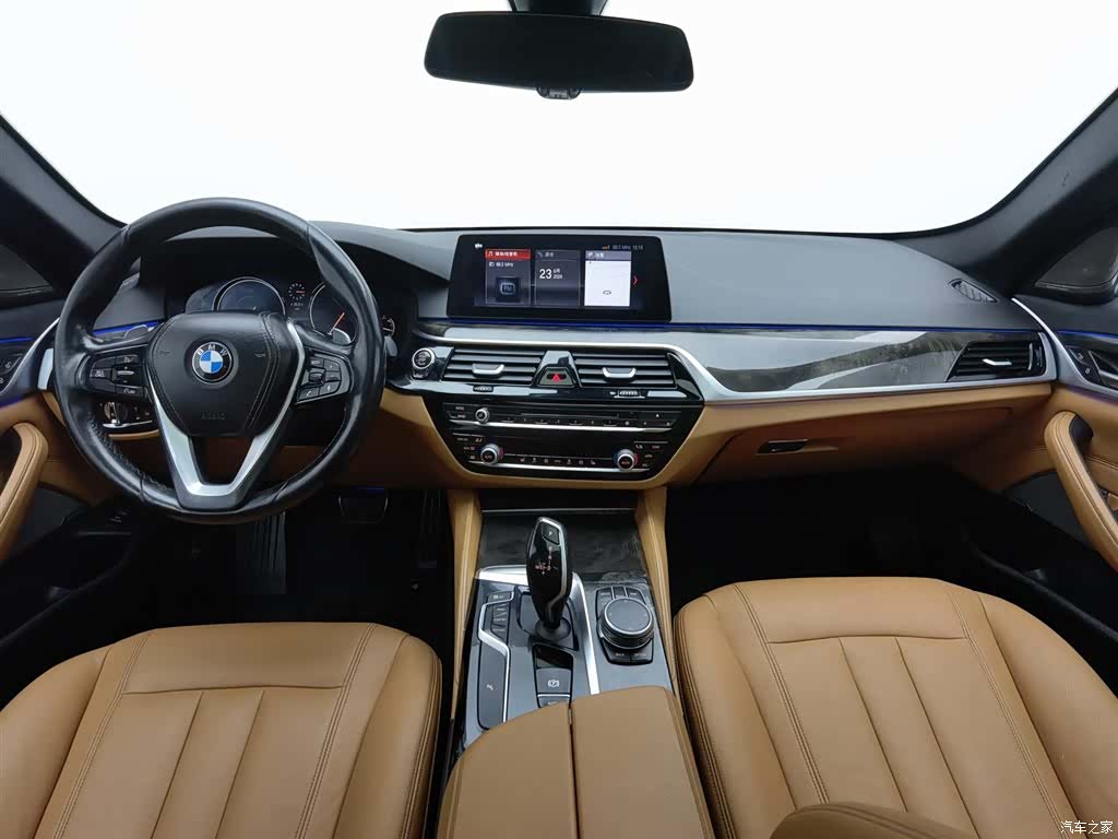 BMW 5 Series, 2018 все фото
