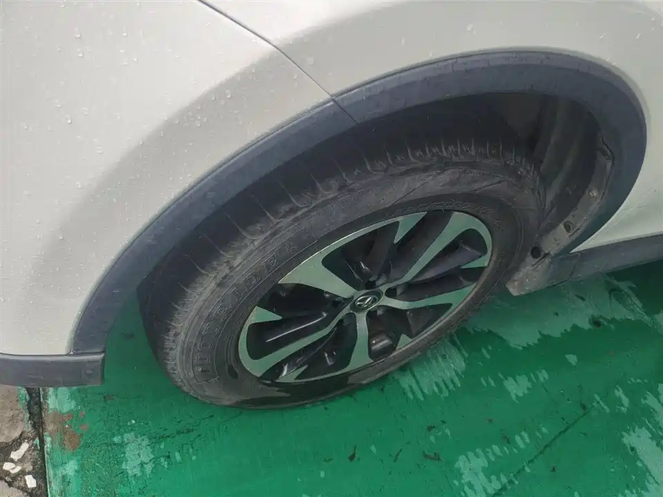 Toyota RAV4 Rongfang