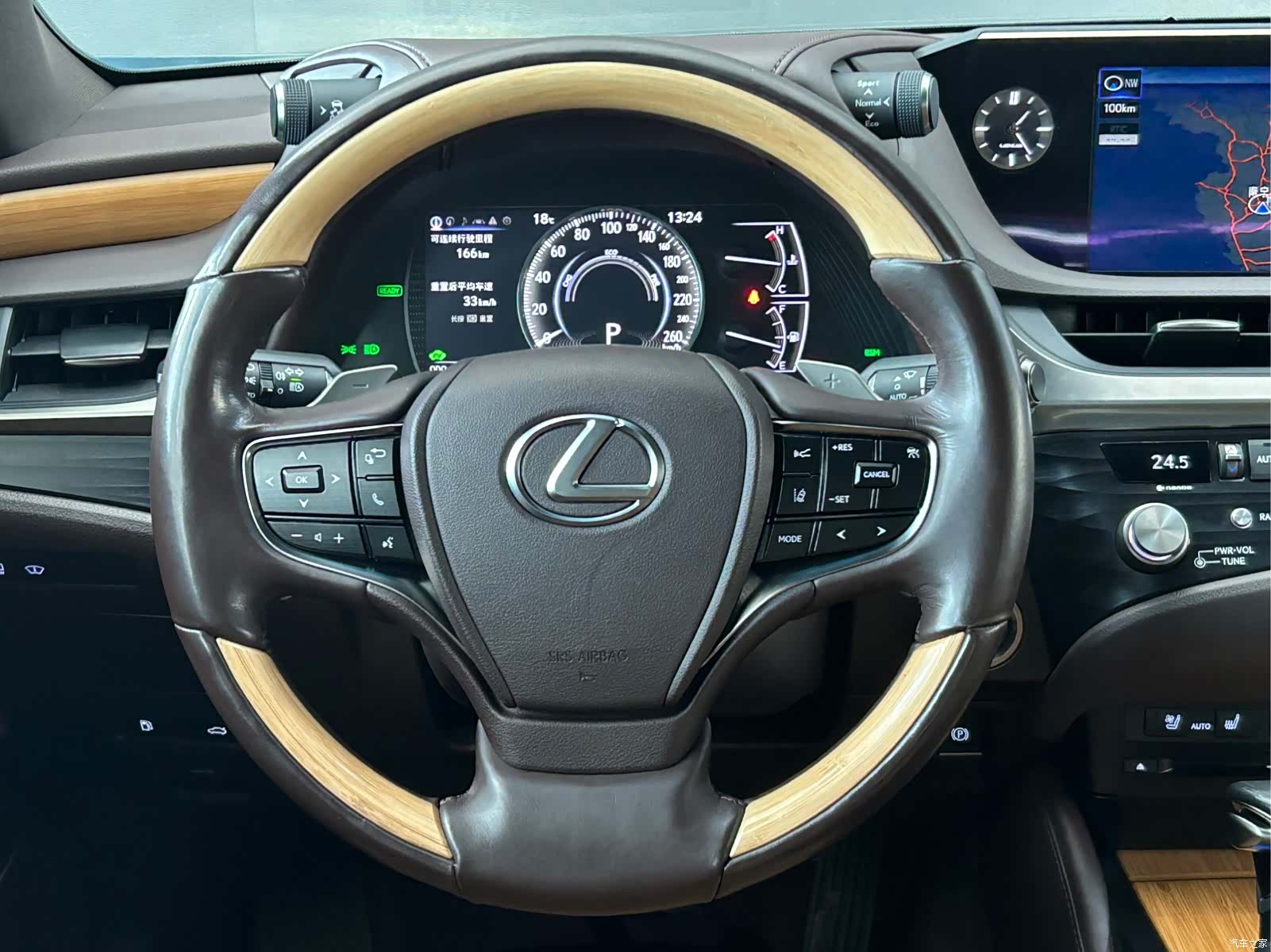 Lexus ES, 2021 17