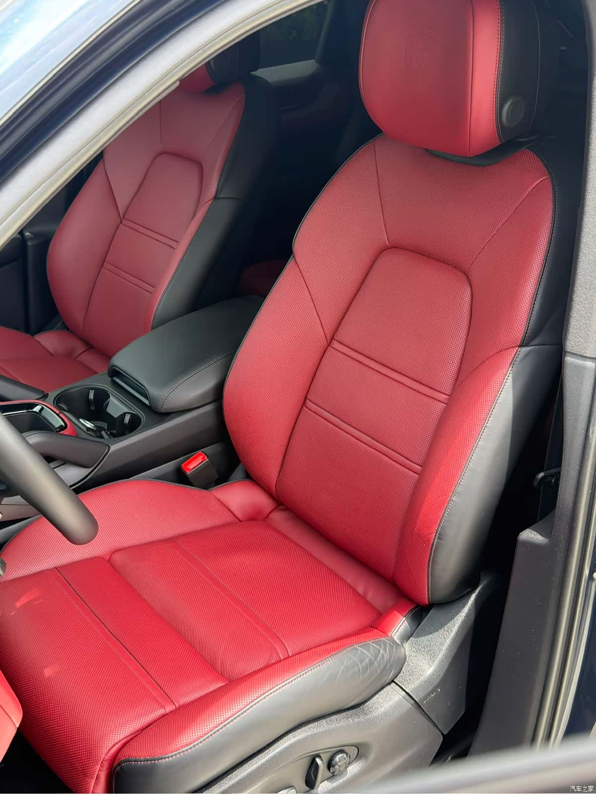 Porsche Cayenne, 2024 8