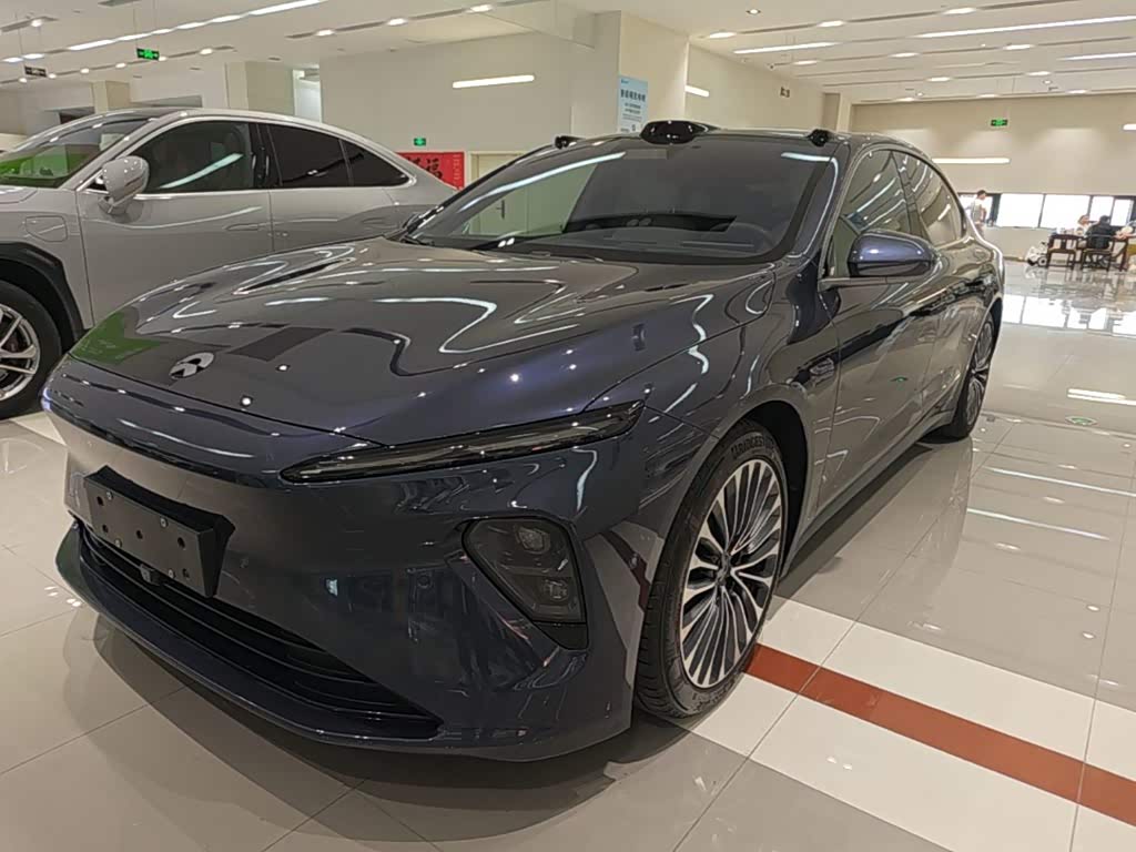 NIO ET7