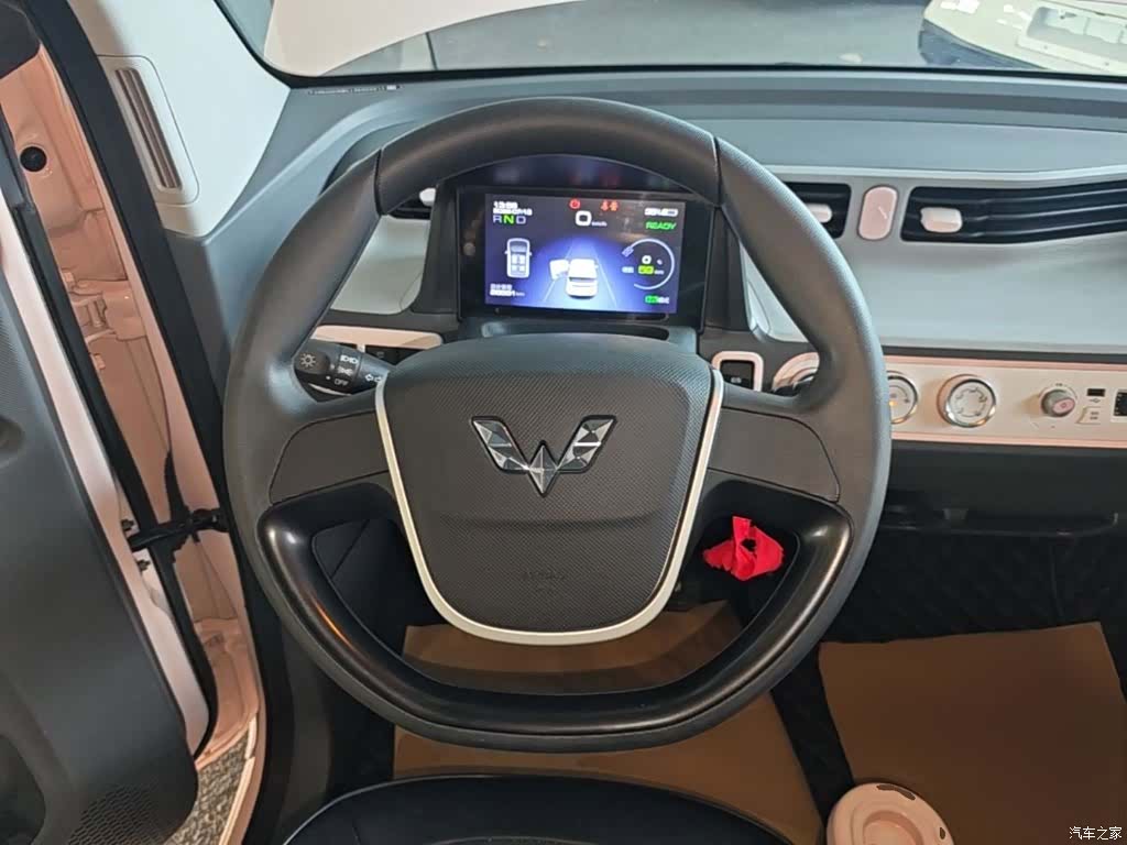 Wuling MINIEV, 2021 11