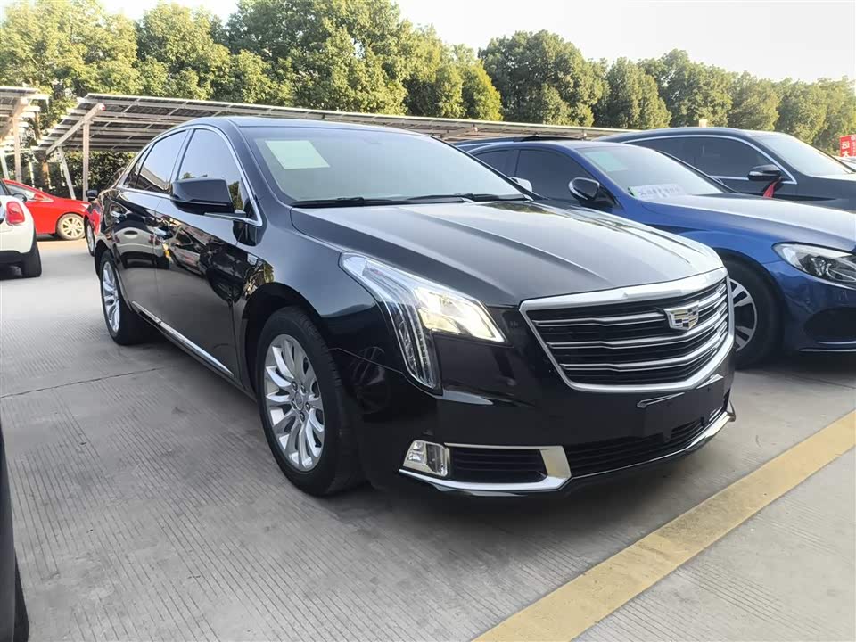 Cadillac XTS