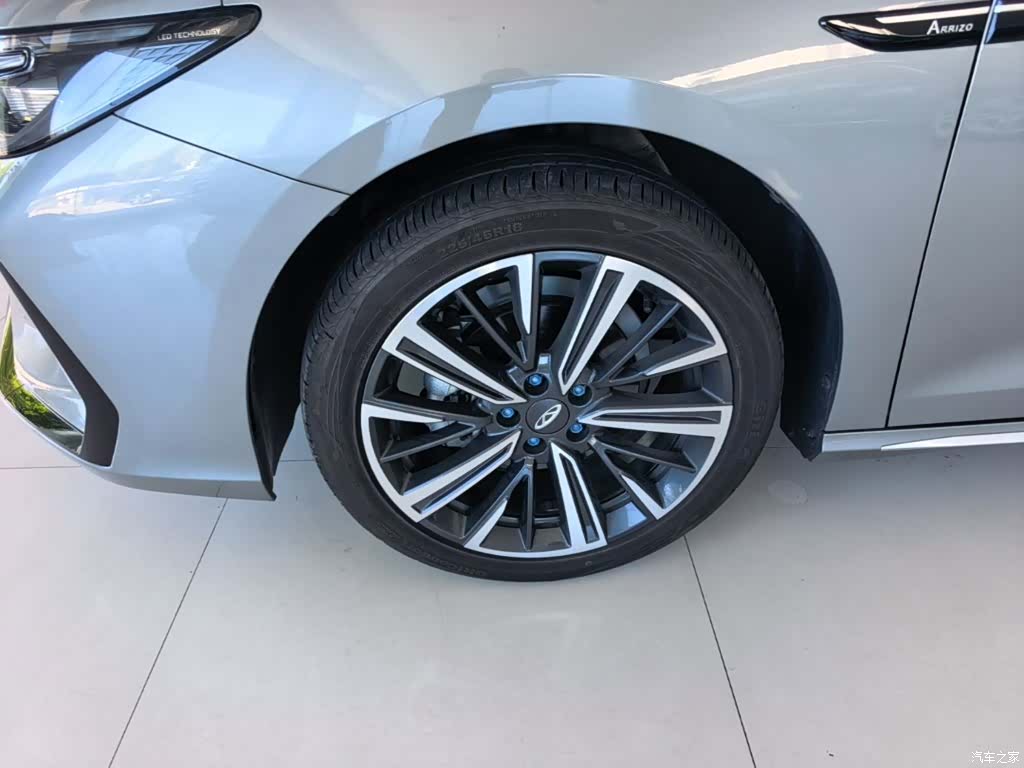 Chery Arrizo 8, 2025 23