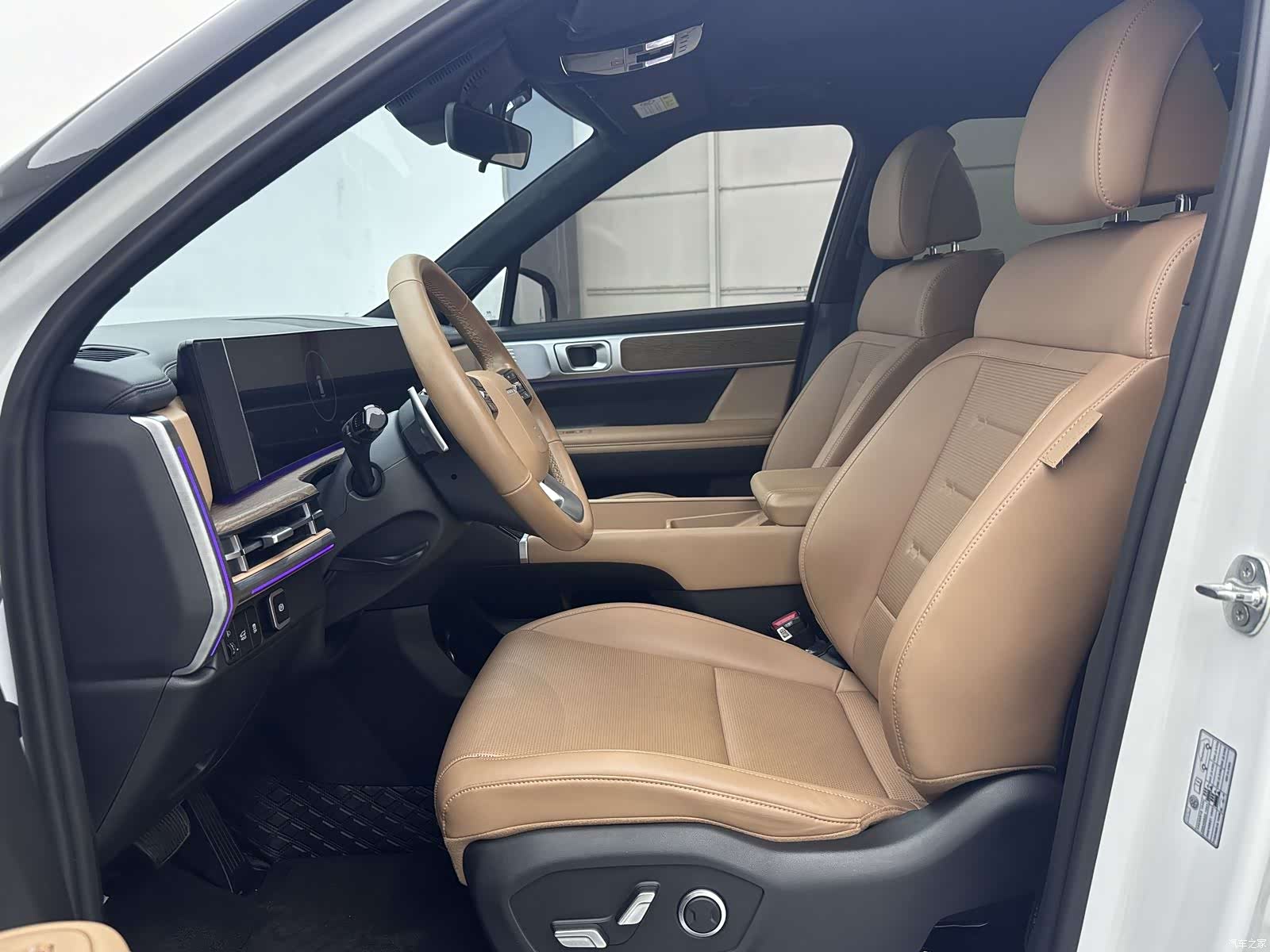 Hyundai Santa Fe, 2024 все фото