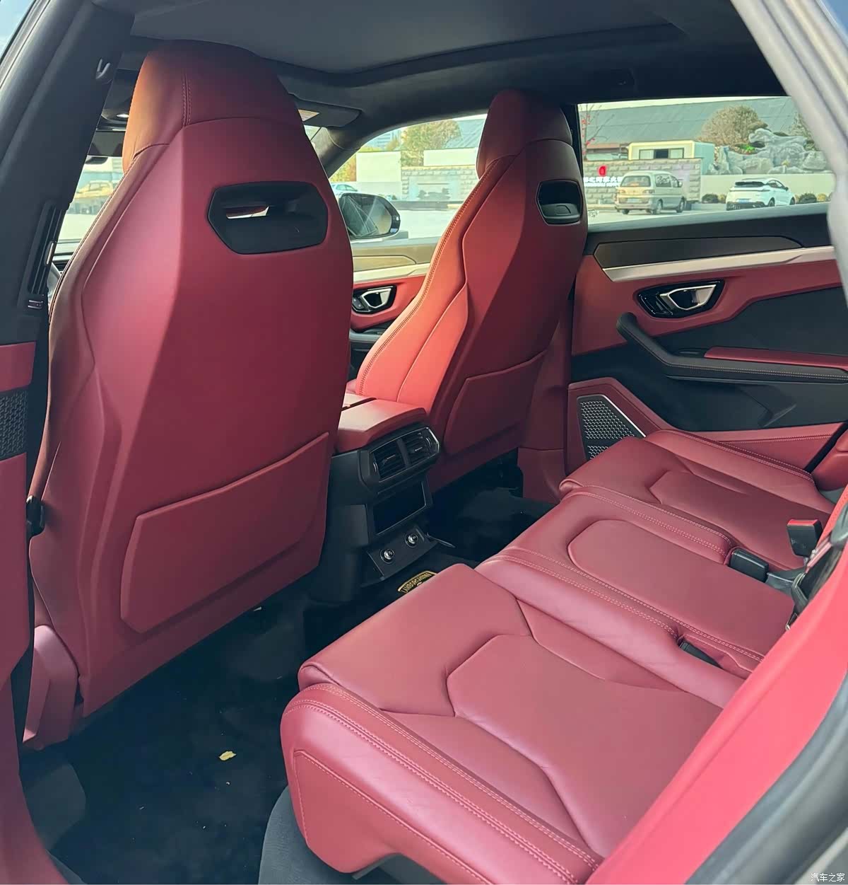 Lamborghini Urus, 2021 6