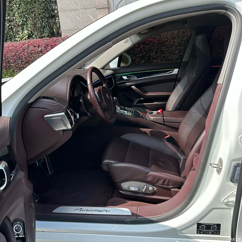 Porsche Panamera, 2015 10