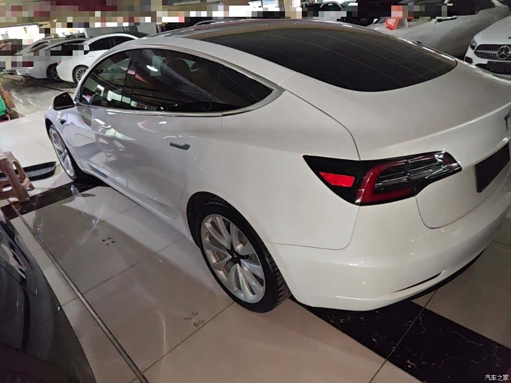 Tesla Model 3, 2020 все фото
