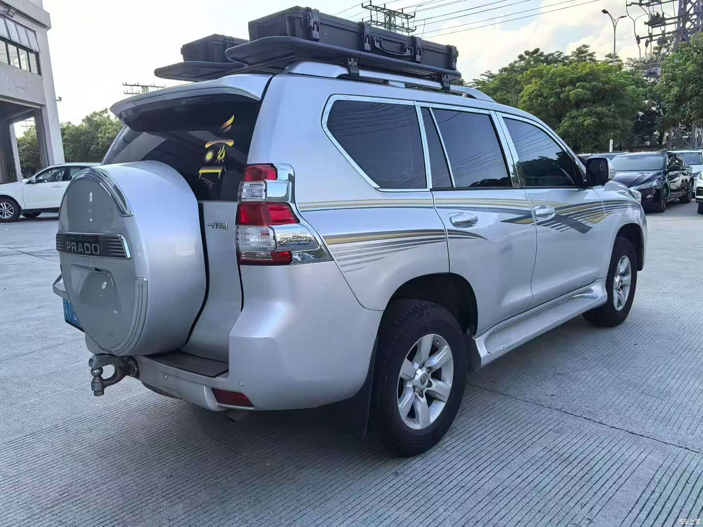 Toyota Prado, 2015 3