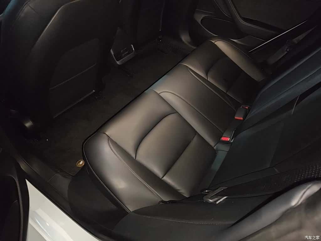 Tesla Model 3, 2020 17