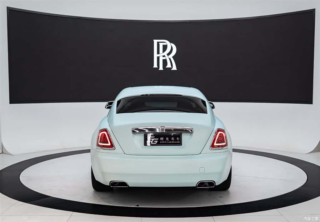 Rolls-Royce Wraith, 2017 все фото