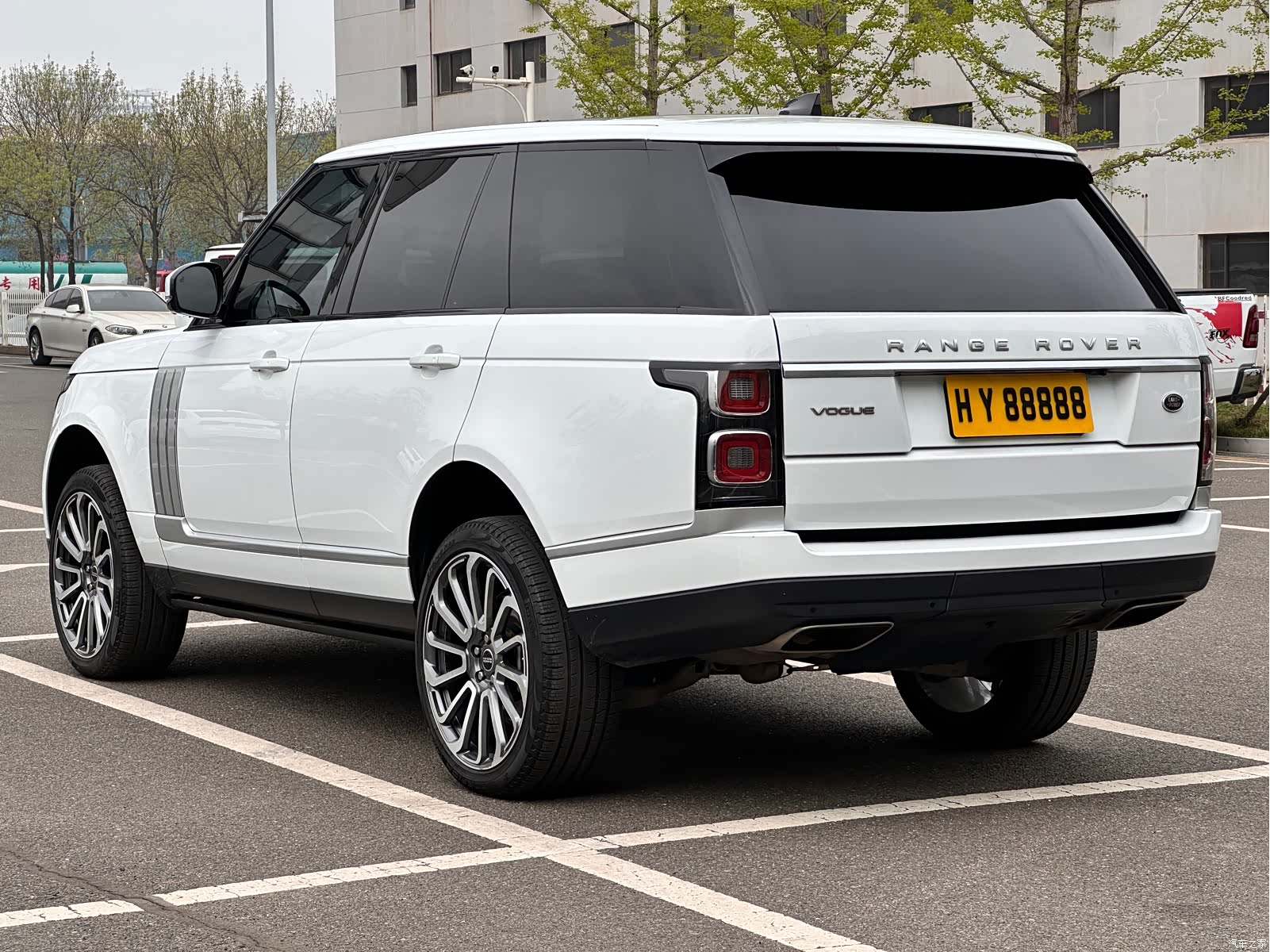Land Rover Range Rover, 2020 все фото