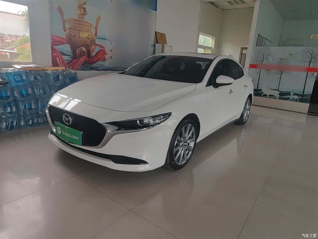 Mazda Mazda3, 2025 2