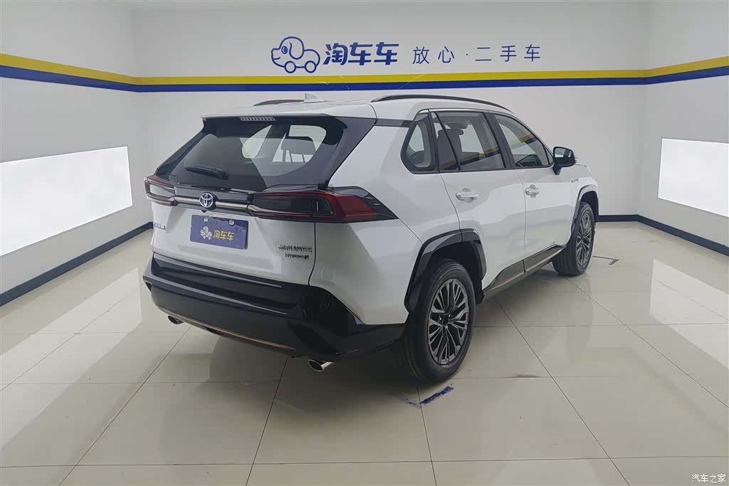 Toyota Wildlander, 2026 3