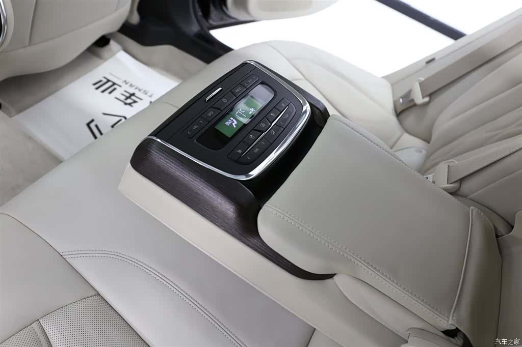 Buick LaCrosse, 2019 18
