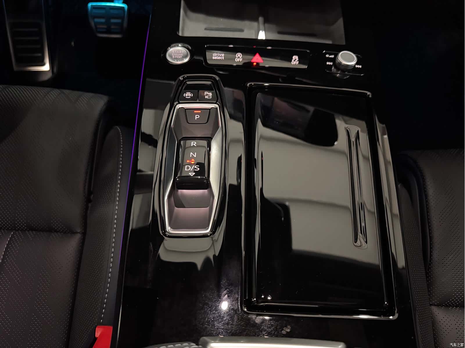 Audi A6L, 2026 12