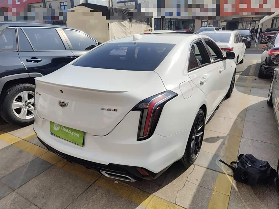 Cadillac CT4