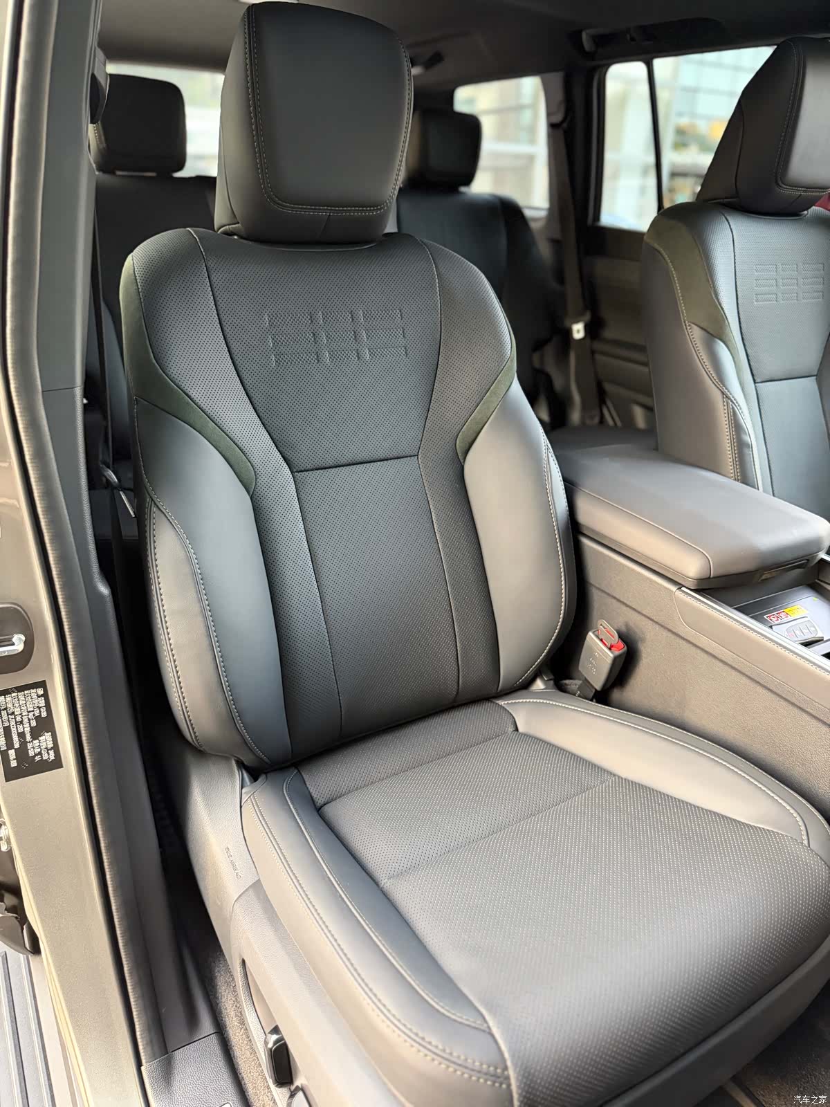 Lexus GX, 2026 18