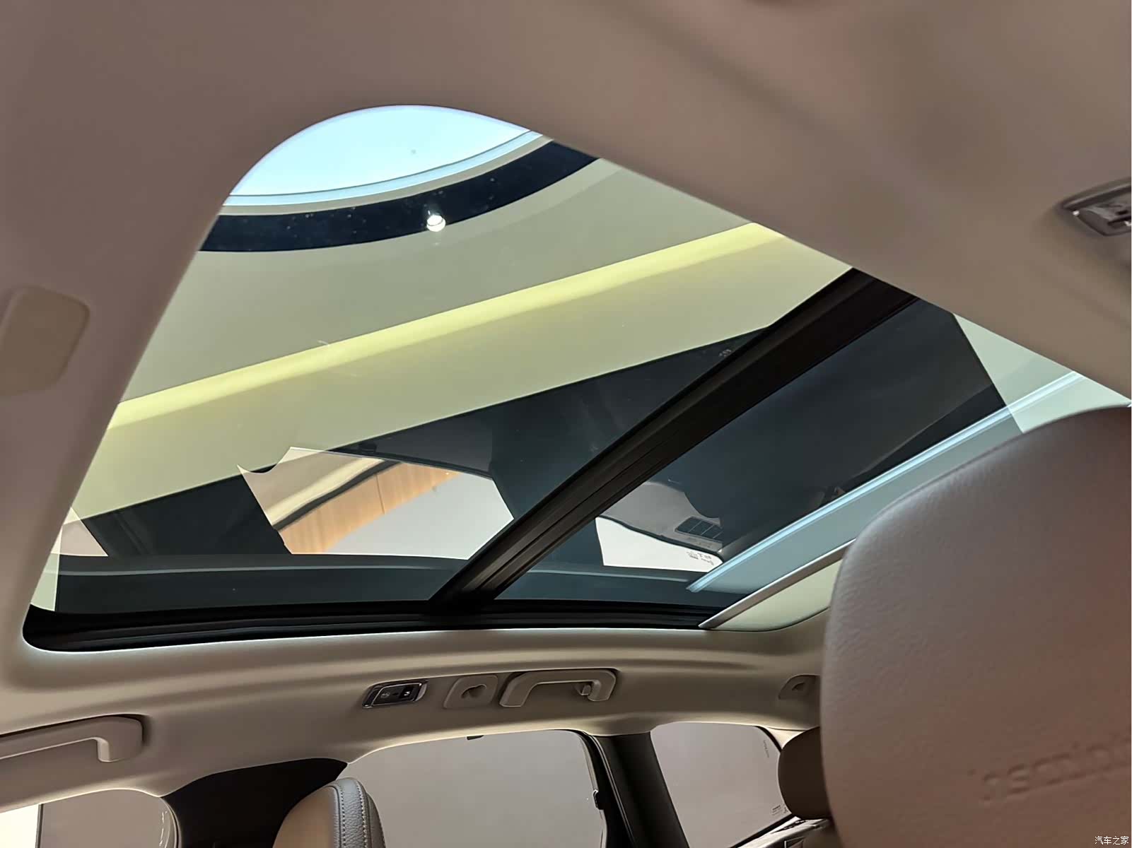 Volvo XC60, 2019 13