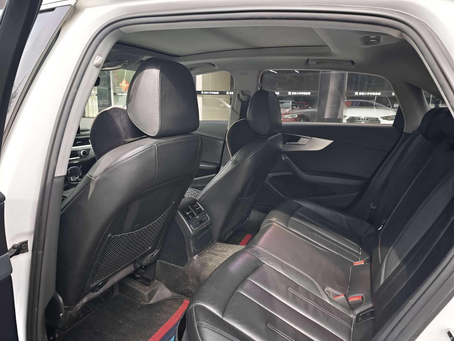 Audi A4L, 2018 7