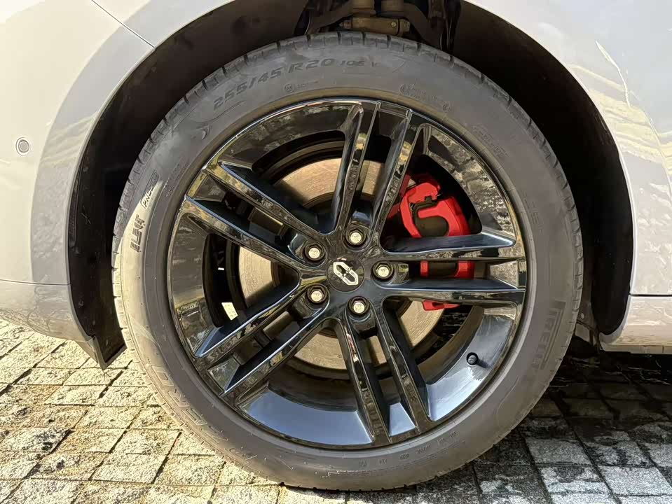 AITO Ask the world M5