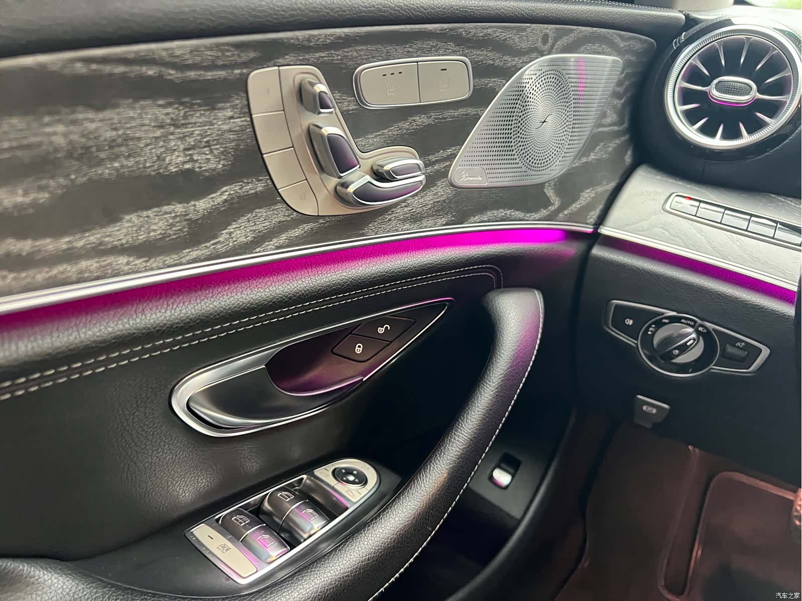 Mercedes-Benz CLS, 2020 8