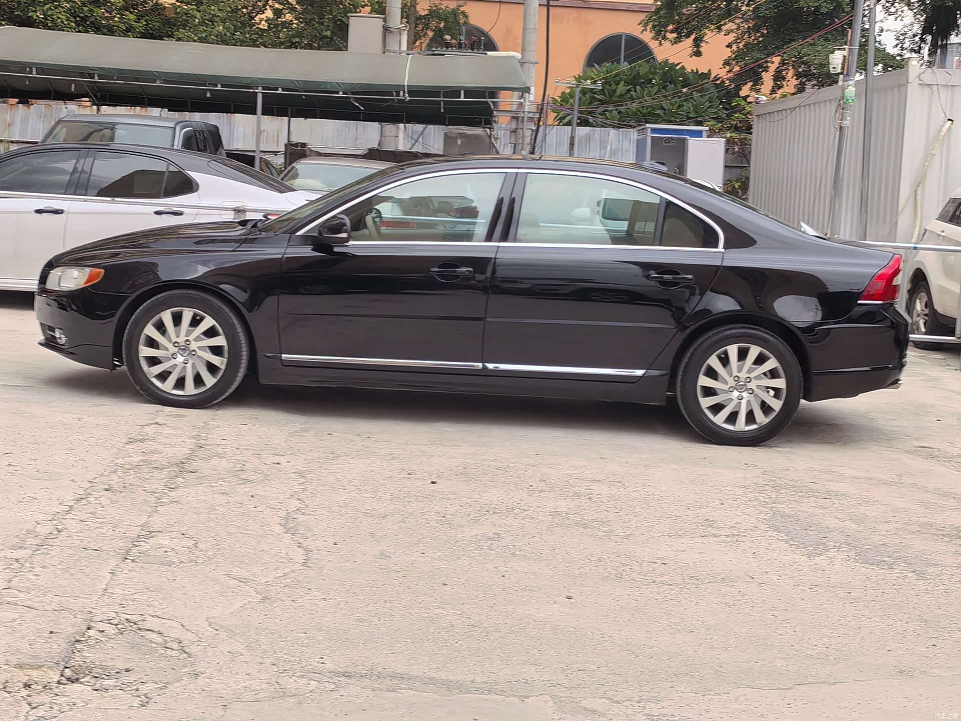 Volvo S80, 2012 7