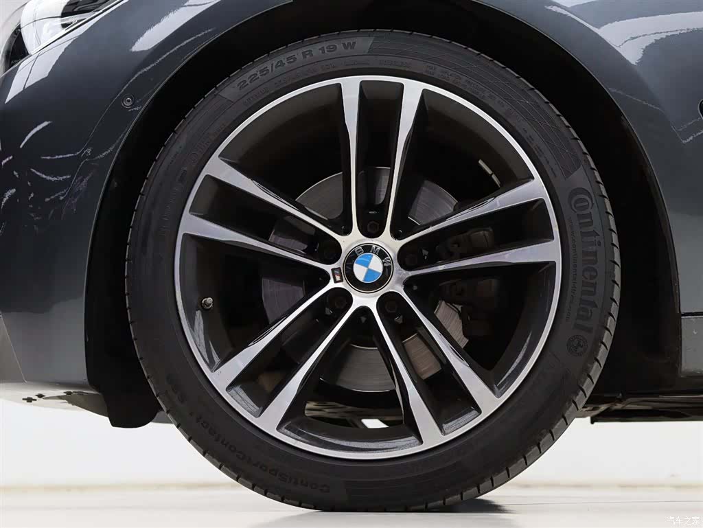 BMW 3 Series, 2020 32