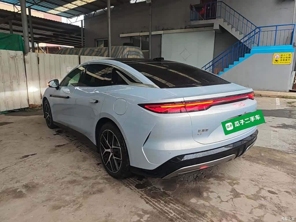 BYD Han, 2025 все фото