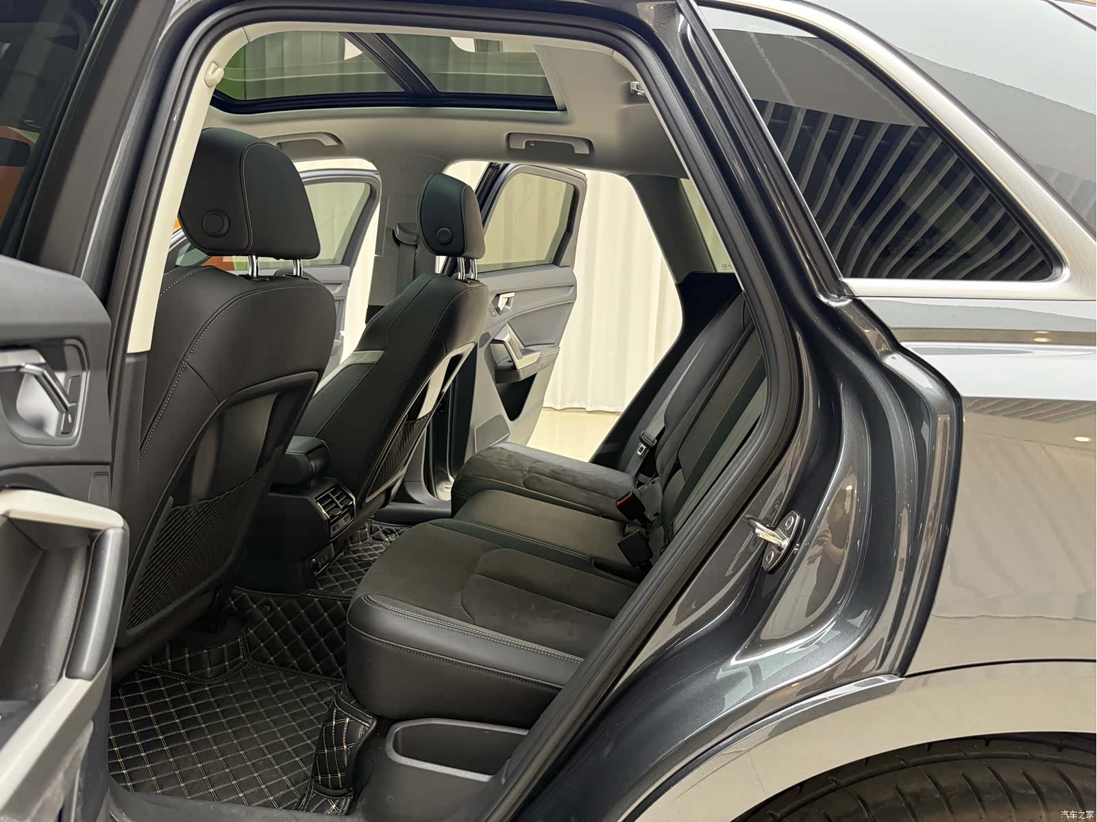 Audi Q3, 2023 8