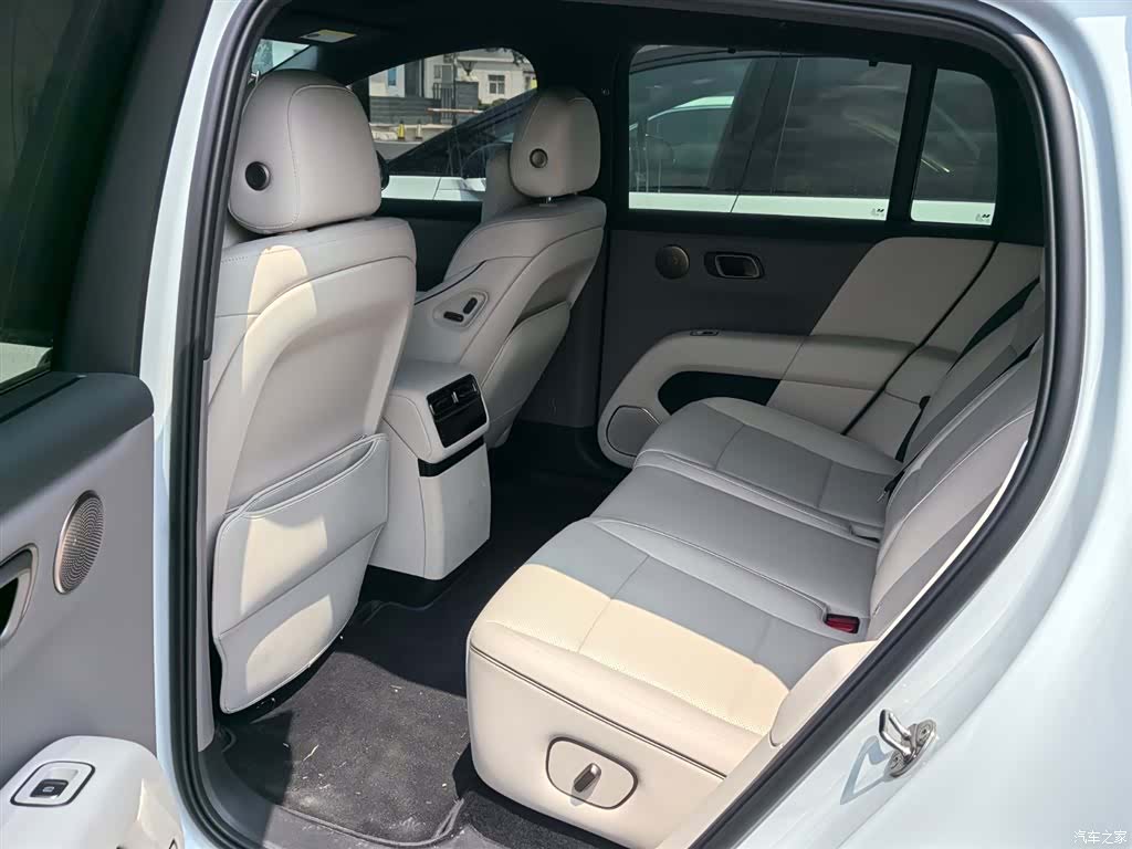 Li Auto i6, 2026 3