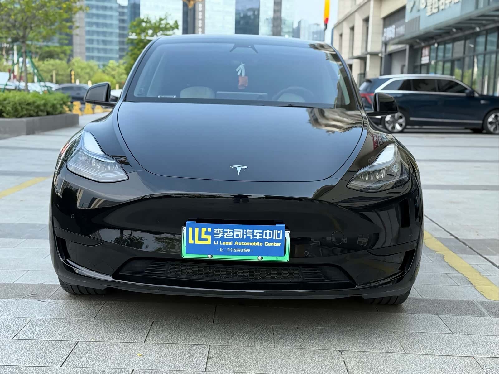 Tesla Model Y, 2023 2