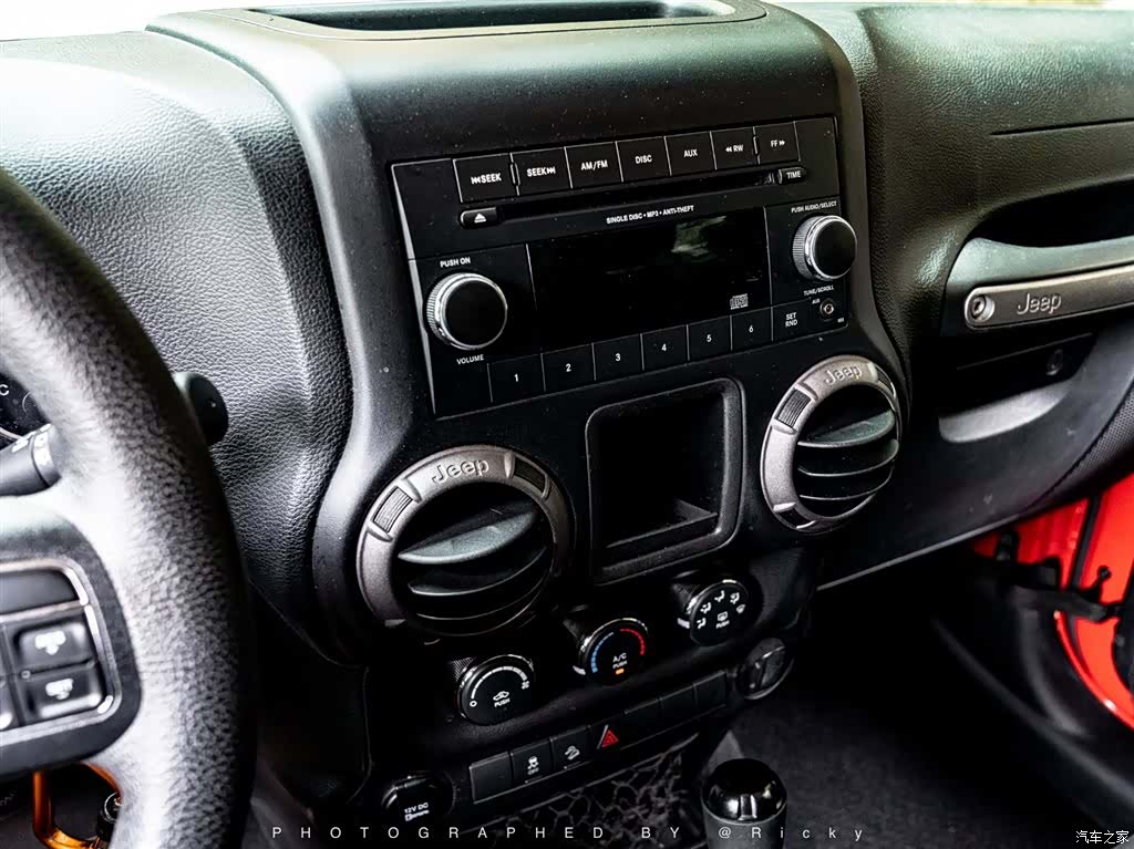 Jeep Wrangler, 2016 все фото