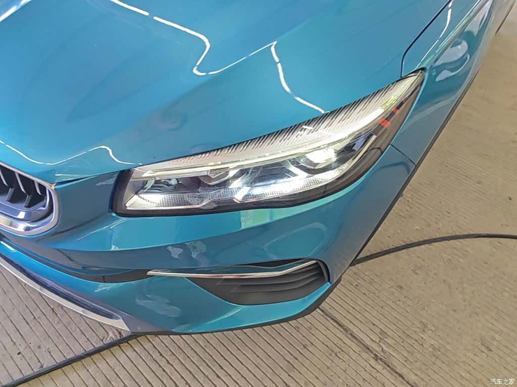 Geely Emgrand, 2022 24