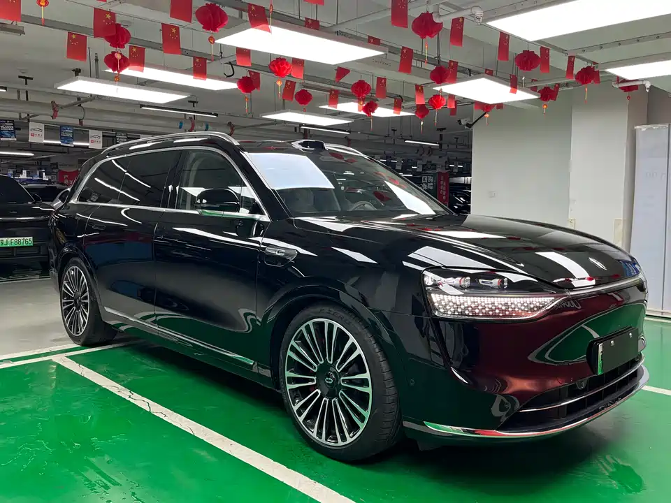 AITO Ask the world M9