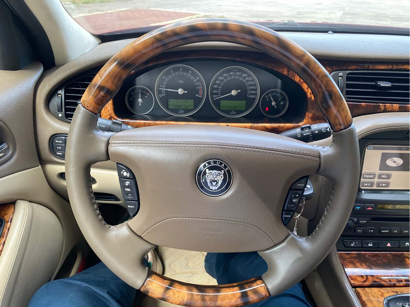 Jaguar S-TYPE, 2006 9