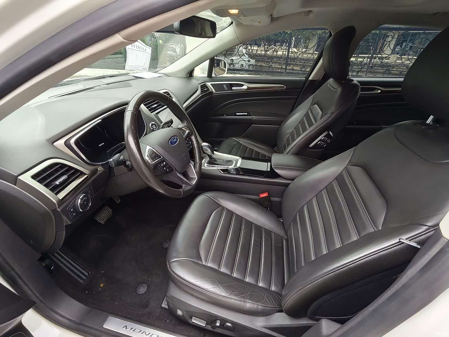 Ford Mondeo, 2014 9
