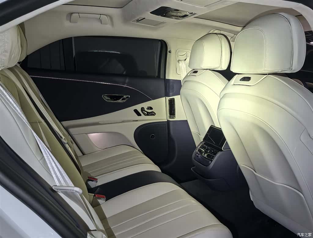 Bentley Flying Spur, 2024 все фото
