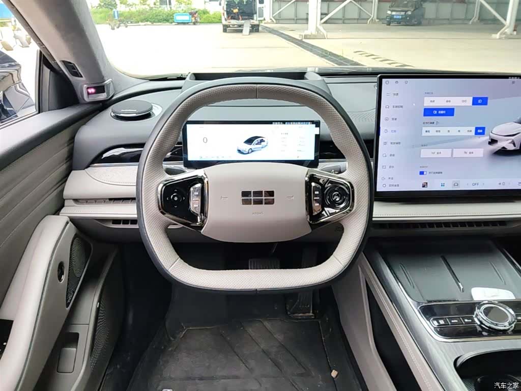 Geely 8, 2025 11