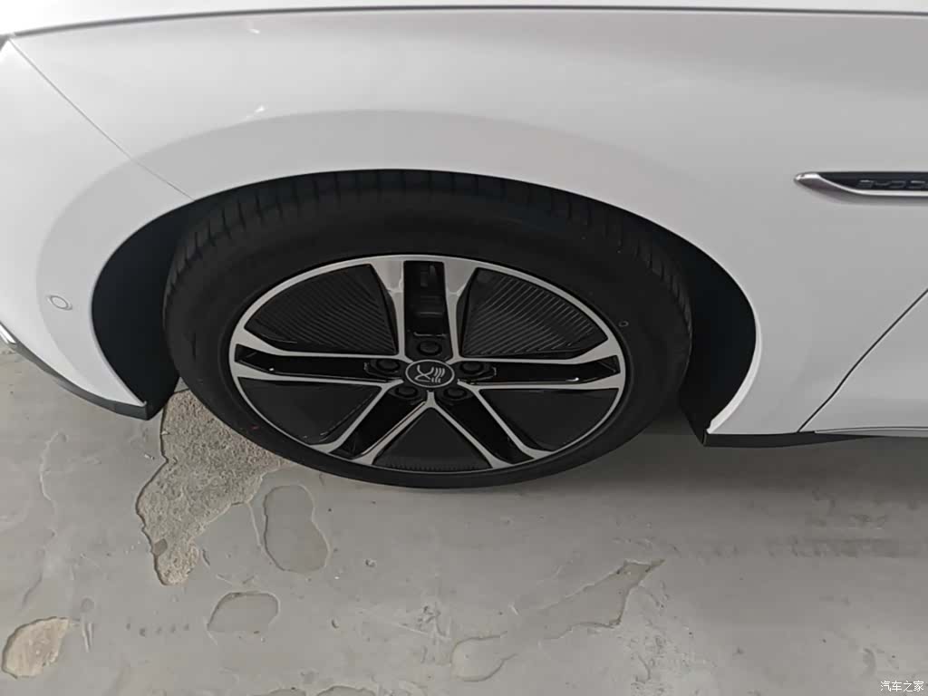 BYD Han, 2022 23