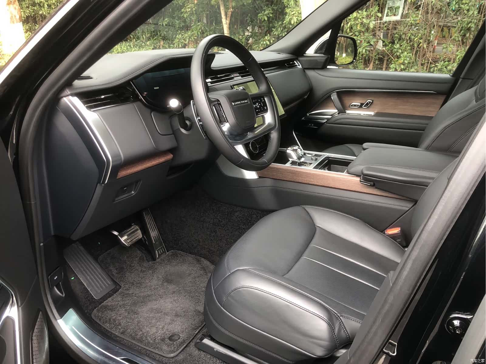 Land Rover Range Rover, 2024 все фото