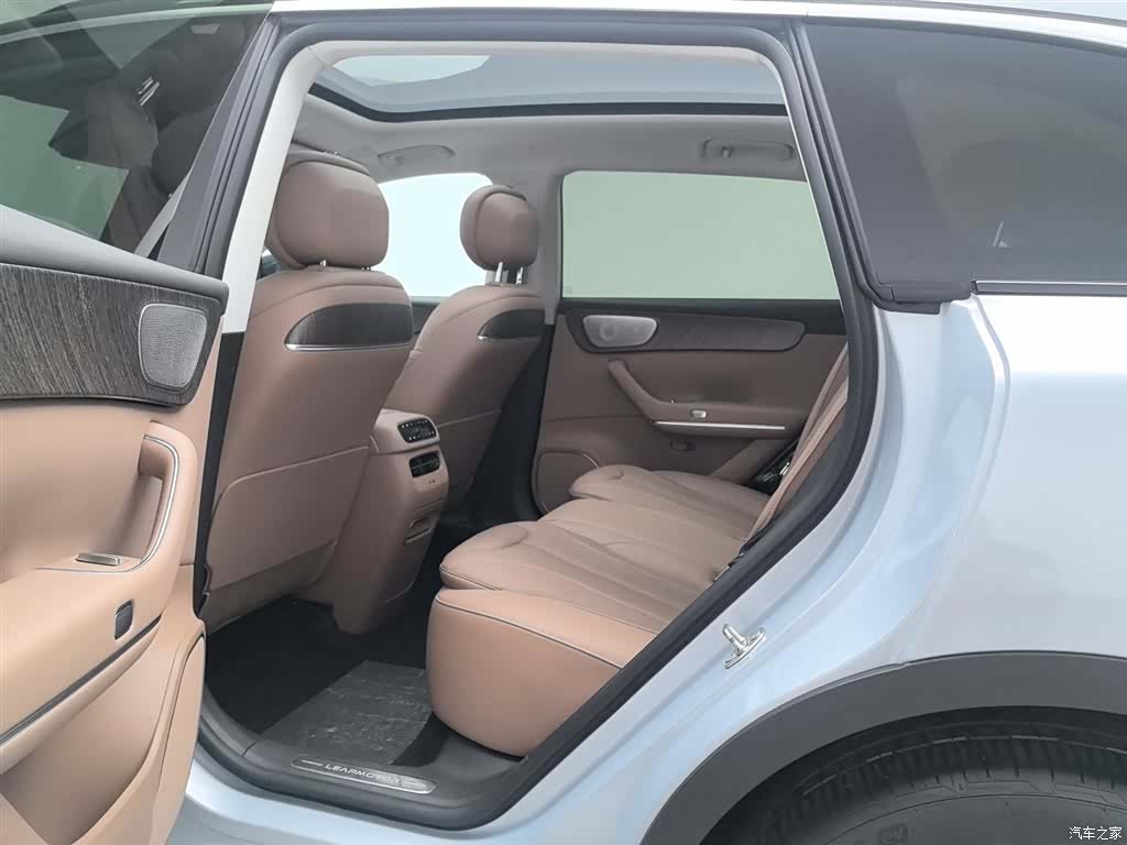 Leapmotor C11, 2025 15
